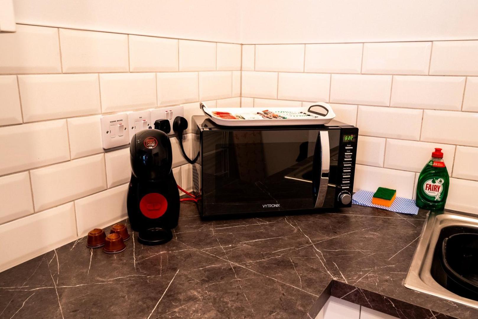 Free Parking | Smart Tv | 4 Guests Swansea Exterior foto