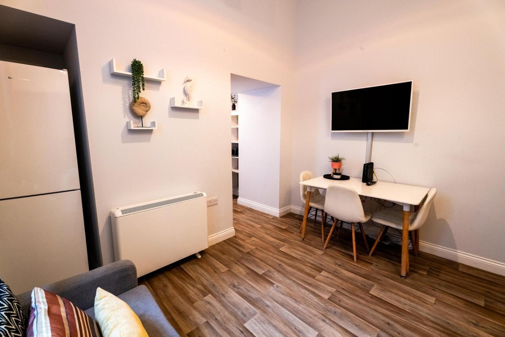 Free Parking | Smart Tv | 4 Guests Swansea Quarto foto