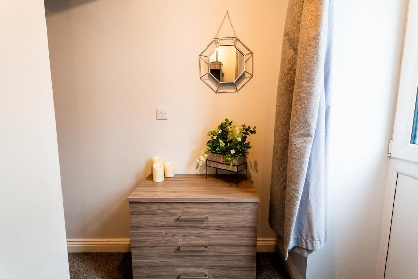 Free Parking | Smart Tv | 4 Guests Swansea Quarto foto